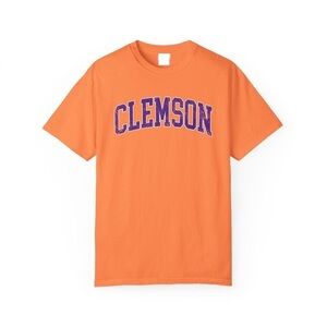 Style T-Shirt, Distressed Clemson Comfort Colors Tee